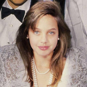 Young Angelina Jolie: Before they were famous