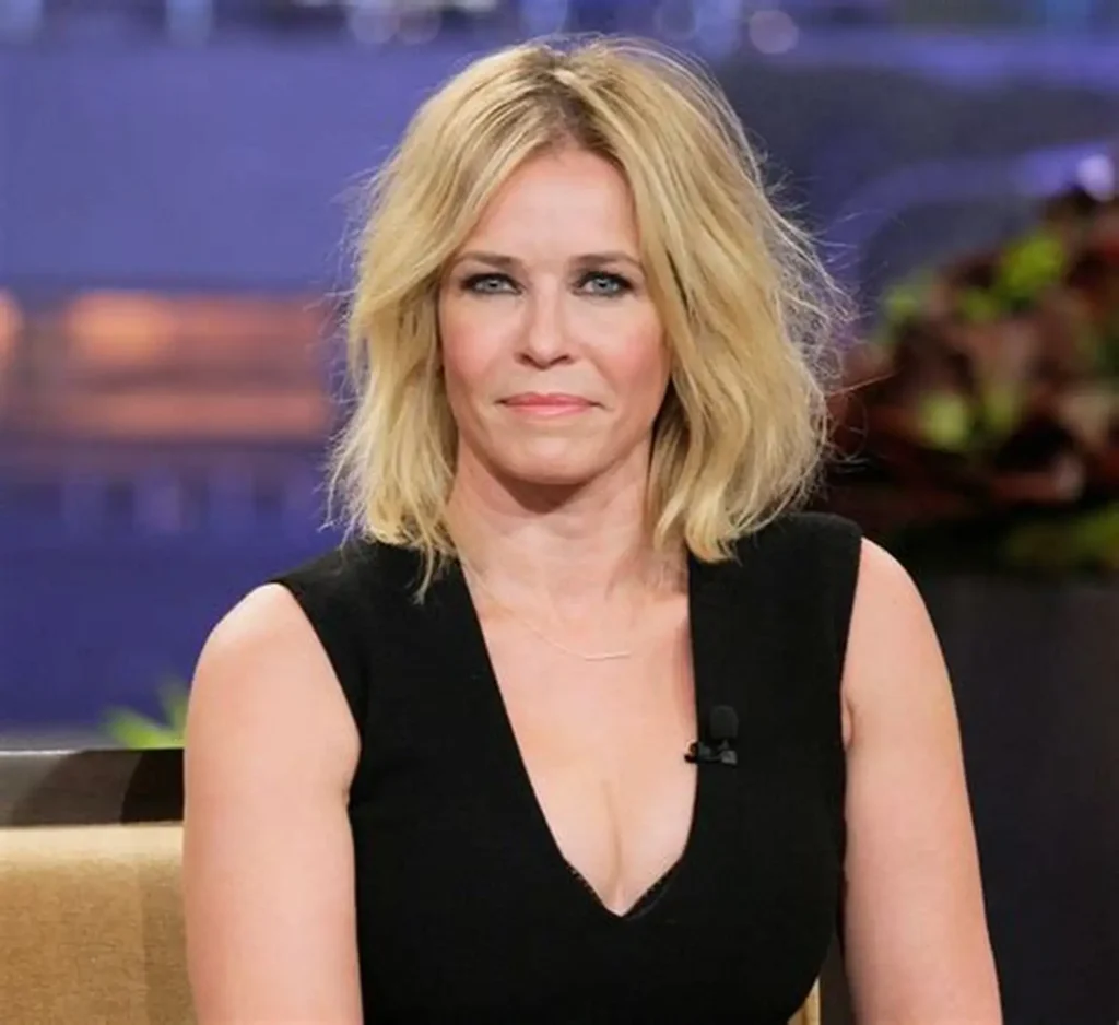 A featured portrait of comedian Chelsea Handler for an entertainment guide about the Chelsea Handler dating history.