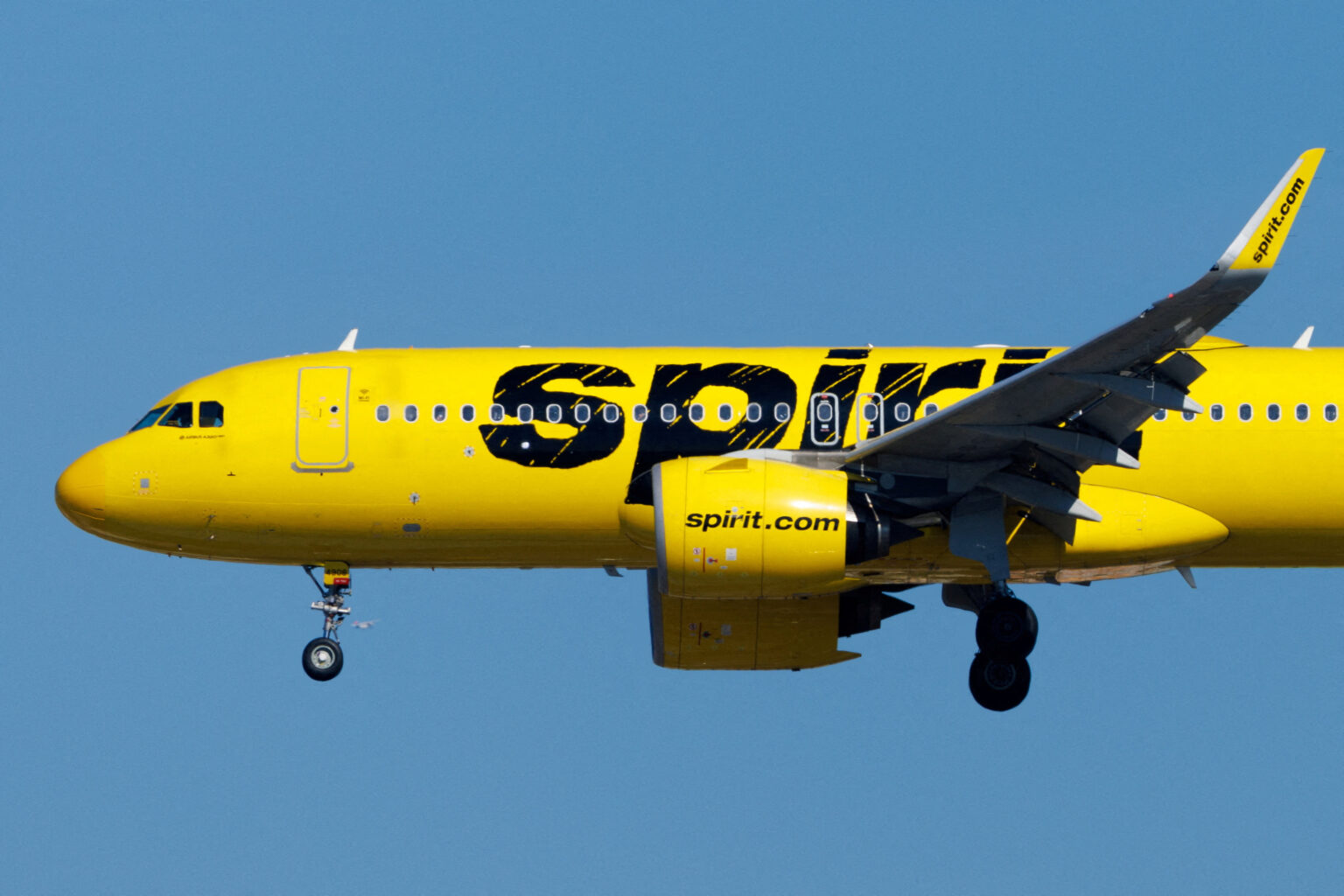 Spirit Airlines Collapse After Failed Rescue Deal Ends Operations
